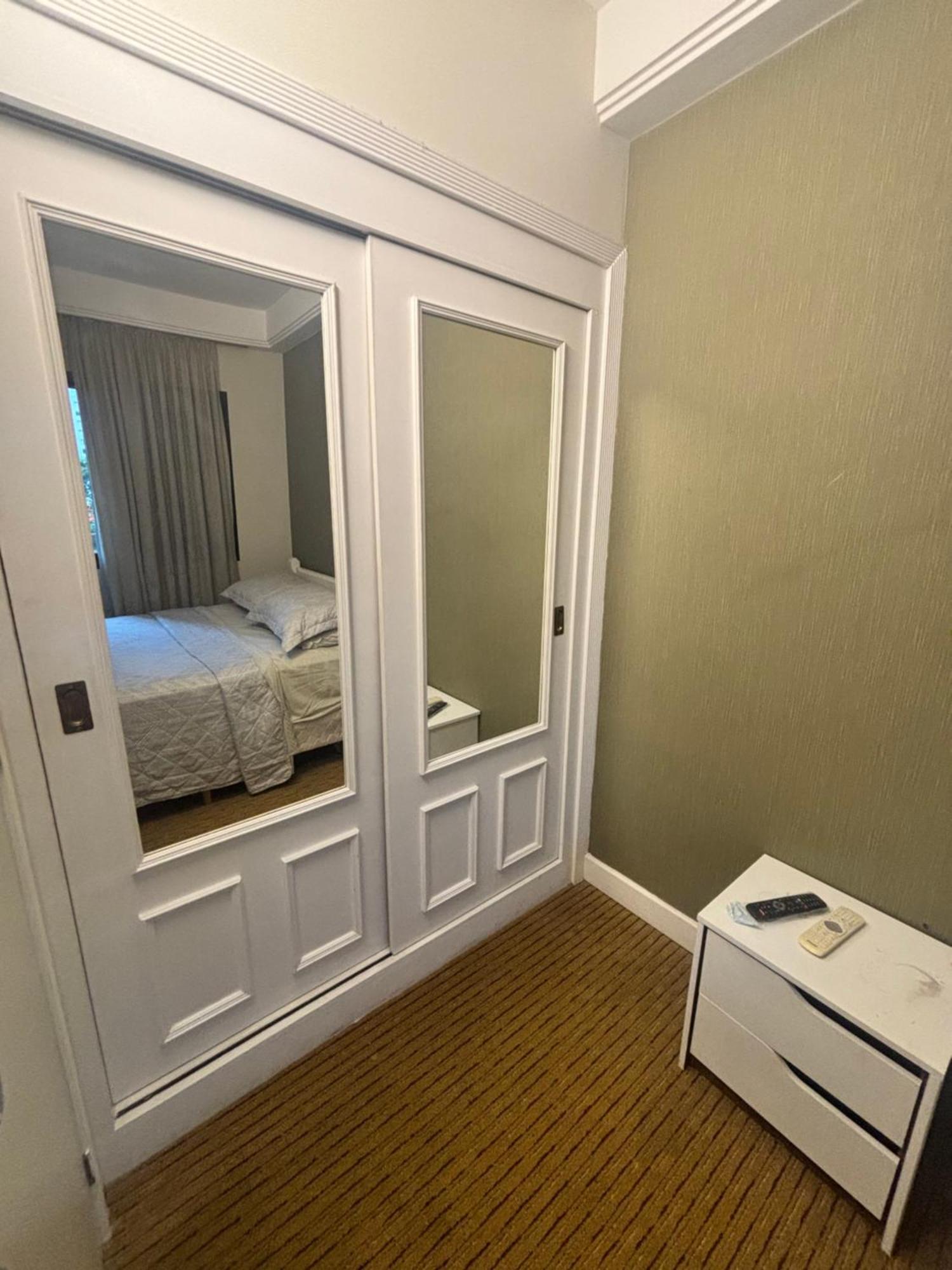 Flat Estaza Luxo Moema Ibirapuera Com Garagem Piscina 202